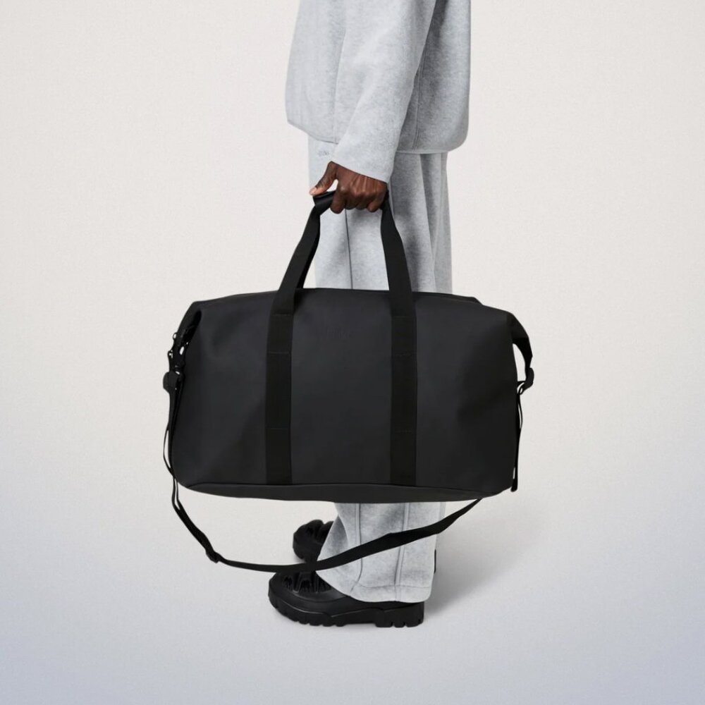 Rains Hilo Black Weekend Bag